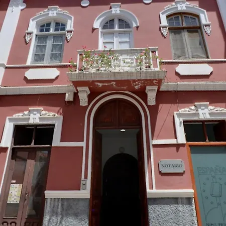 La Colonial